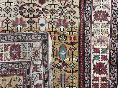 Fine Antique Kuba Rug 4 x 0 x 5 x 8
