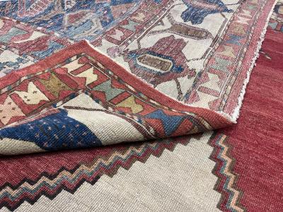 Fine Antique Persian Bakhshayesh Rug 12 0 x 13 0 