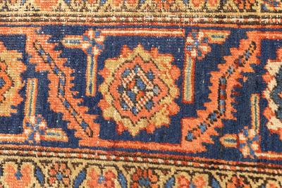 Fine Antique Persian Heriz 95 x 132 