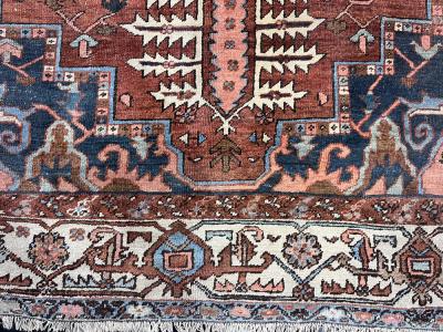 Fine Antique Persian Heriz Serapi Wool Rug 10 0 x 11 3 