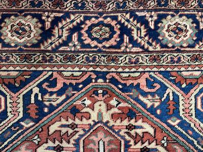 Fine Antique Persian Heriz Wool Rug 9 x 7 x 11 x 3 