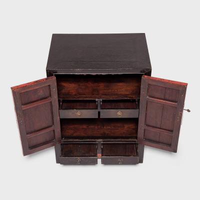 Finely Lacquered Chest