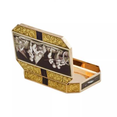 French Gold Snuffbox With Enamel Grisaille Military Games Of Putti France