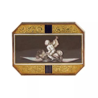 French Gold Snuffbox With Enamel Grisaille Military Games Of Putti France