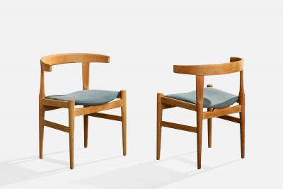 Hans Wegner Dining Room Chairs with Oak and Fabric Denmark 1960s