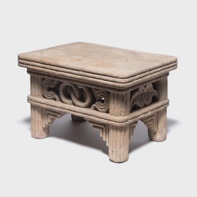 Interlocking Ring Ming Stone Table