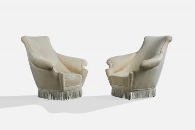 Italian Designer Lounge Chairs with Fabric and Wood Italy 1950s