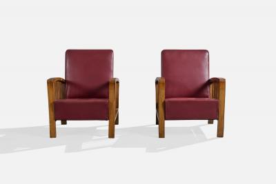 Italian Designer Lounge Chairs with Oak and Vinyl Italy 1940s