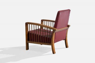 Italian Designer Lounge Chairs with Oak and Vinyl Italy 1940s