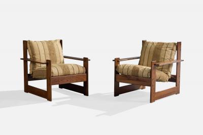 Italian Designer Lounge Chairs with Pine and Fabric Italy 1970s