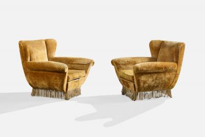 Italian Designer Lounge Chairs with Velvet and Wood Italy 1940s