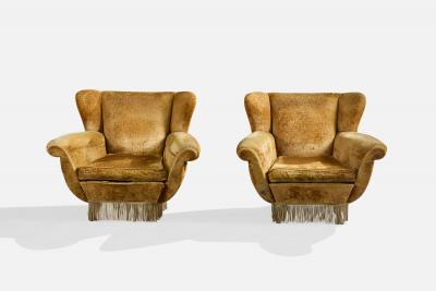 Italian Designer Lounge Chairs with Velvet and Wood Italy 1940s