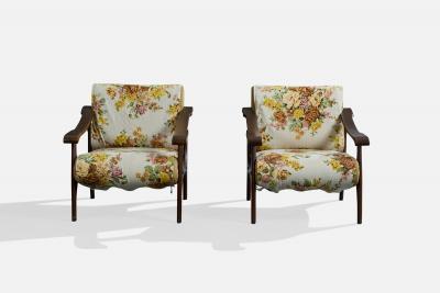 Italian Designer Lounge Chairs with Wood and Fabric Italy 1950s
