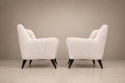 Joaquim Tenreiro Joaquim Tenreiro Armchairs Hardwood with Ebonized Legs Brazil 1950s Lot 30C