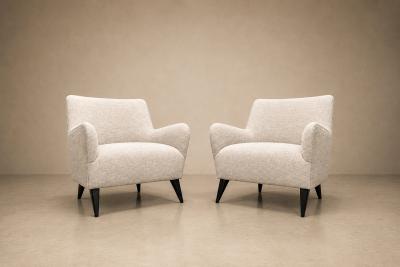 Joaquim Tenreiro Joaquim Tenreiro Armchairs Hardwood with Ebonized Legs Brazil 1950s Lot 30C
