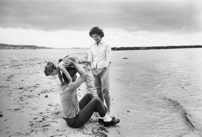 Mark Shaw Mark Shaw Kennedys John Lifts Caroline Over His Head as Jackie Looks on