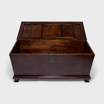 Monumental Full Moon Robe Trunk