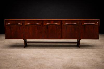 Novo Rumo Brazilian Modern Rosewood Credenza with Bow Design by Novo Rumo 1960s Lot 197