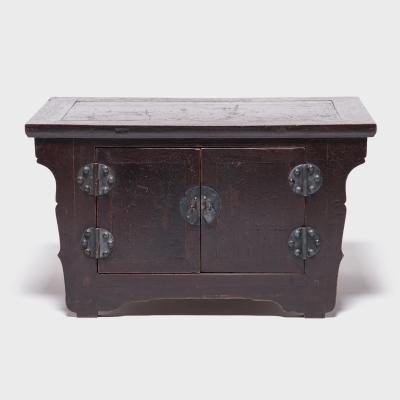 Pair of Two Door Kang Cabinets