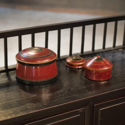 Petite Red Lacquer Betel Box