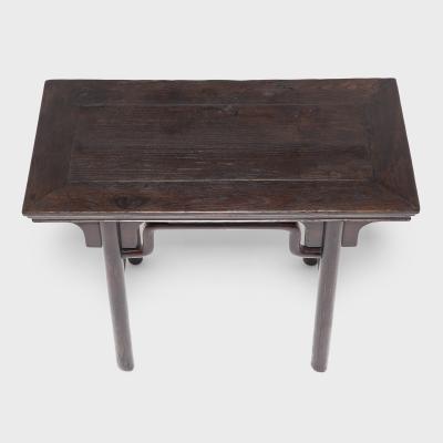 Petite Round Leg Wine Table
