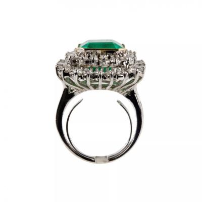Platinum Ring With Emerald And Diamonds 21st Century