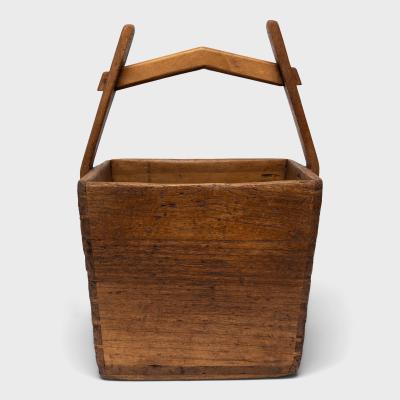 Provincial Grain Container