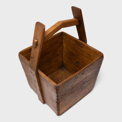 Provincial Grain Container