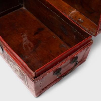 Red Lacquer Hide Box