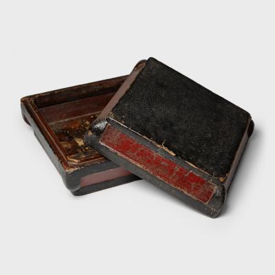 Red Lacquer Snack Box