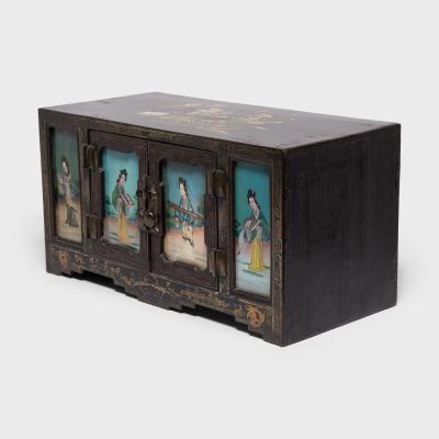 Reverse Glass Treasure Chest