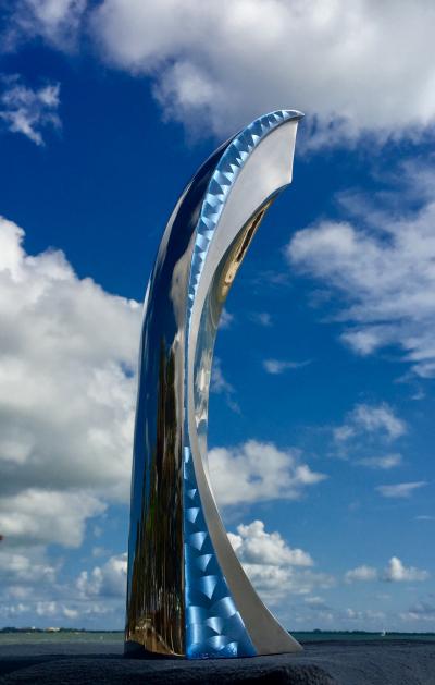 Santiago Medina NIRVANA OUTDOOR MONUMENTAL Santiago Medina