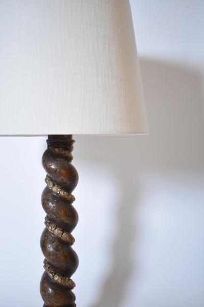 Turned wood column laurel pattern lamp XIXth c 