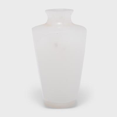 White Agate Snuff Bottle
