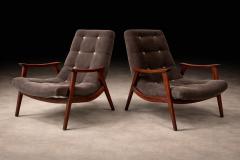  Gelli Ind stria de M veis Pair of Armchairs in Brazilian Hardwood Fabric Gelli 1960s Lot 508 - 4624679