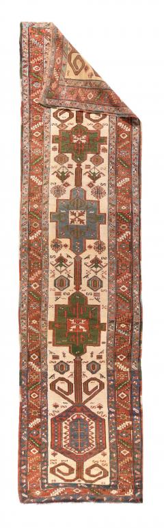 Antique Bakhshayesh Rug 34 x 140 - 4355159