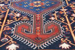 Antique Bakhtiari Rug 53 x 101 - 4457936