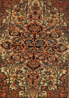 Antique Sarouk Rug 3 4 x 4 10  - 4405076