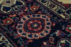 Antique Sarouk Rug 4 6 x 6 6  - 4405961