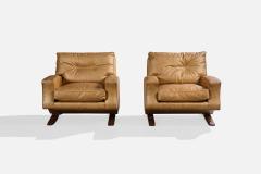 Argentine Designer Lounge Chairs with Vinyl and Wood Argentina 1970s - 4785529