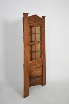 Arts and Crafts oak corner cabinet 1900s  - 4539409