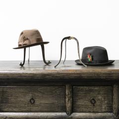 Baitong Etched and Enamel Folding Hat Stand - 4166599