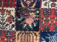 Fine Antique Persian Bakhtiari Rug 10 x 11 x 11 x 3  - 4354632