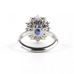 Gold Ring With Sapphire And Diamonds - 4780112