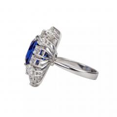 Gold Ring With Tanzanite And Diamonds 21st Century - 4779994