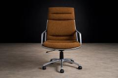 Jorge Zalszupin Jorge Zalszupin Tall Commander Swivel Chair 1973 Fiberglass Lot 888A - 4624748