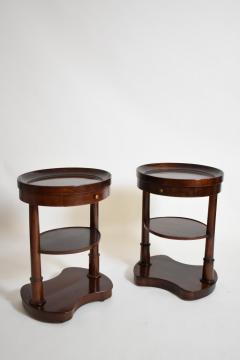 Pair of mahogany kidney ovale flying tables XIXth c  - 4562365