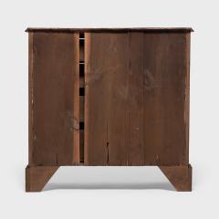 Queen Anne Style Burled Walnut Chest of Drawers - 4181142