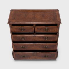 Queen Anne Style Burled Walnut Chest of Drawers - 4181149