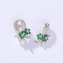 Raymond C Yard Raymond Yard Platinum Diamond Emerald Earrings - 2909628